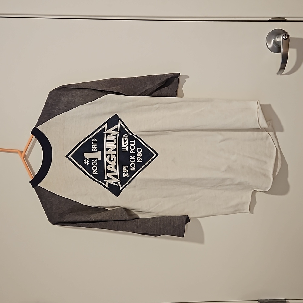 WZZO Z95 Lehigh Valley #1 Rock Band 1980 Raglan style concert shirt Med. VINTAGE